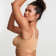 Load image into Gallery viewer, Evelyn & Bobbie Bobbie Scoop Bra --Shockingly Supportive, Wireless Comfort!