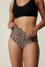 Load image into Gallery viewer, Chantelle NO SHOW Soft Stretch Full Brief-- One Size Fits XS-XL