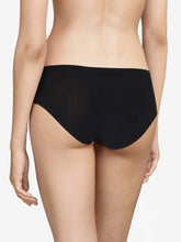 Load image into Gallery viewer, Chantelle NO SHOW Soft Stretch Hipster in PLUS SIZES-- One Size Fits 1x-4x