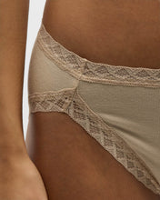 Load image into Gallery viewer, Natori Bliss Cotton French Cut Panty #153058

