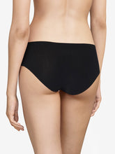 Load image into Gallery viewer, Chantelle NO SHOW Soft Stretch Hipster in PLUS SIZES-- One Size Fits 1x-4x
